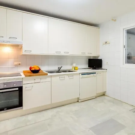 Dream Front Puerto Banus *