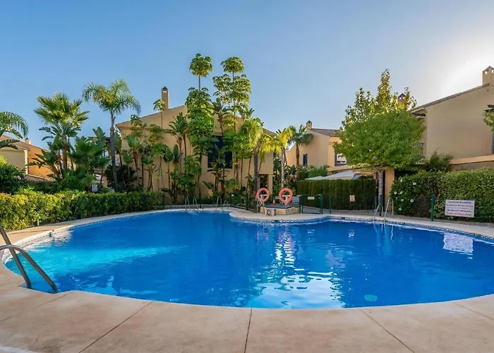 Dream Front Puerto Banus Casa vacanze